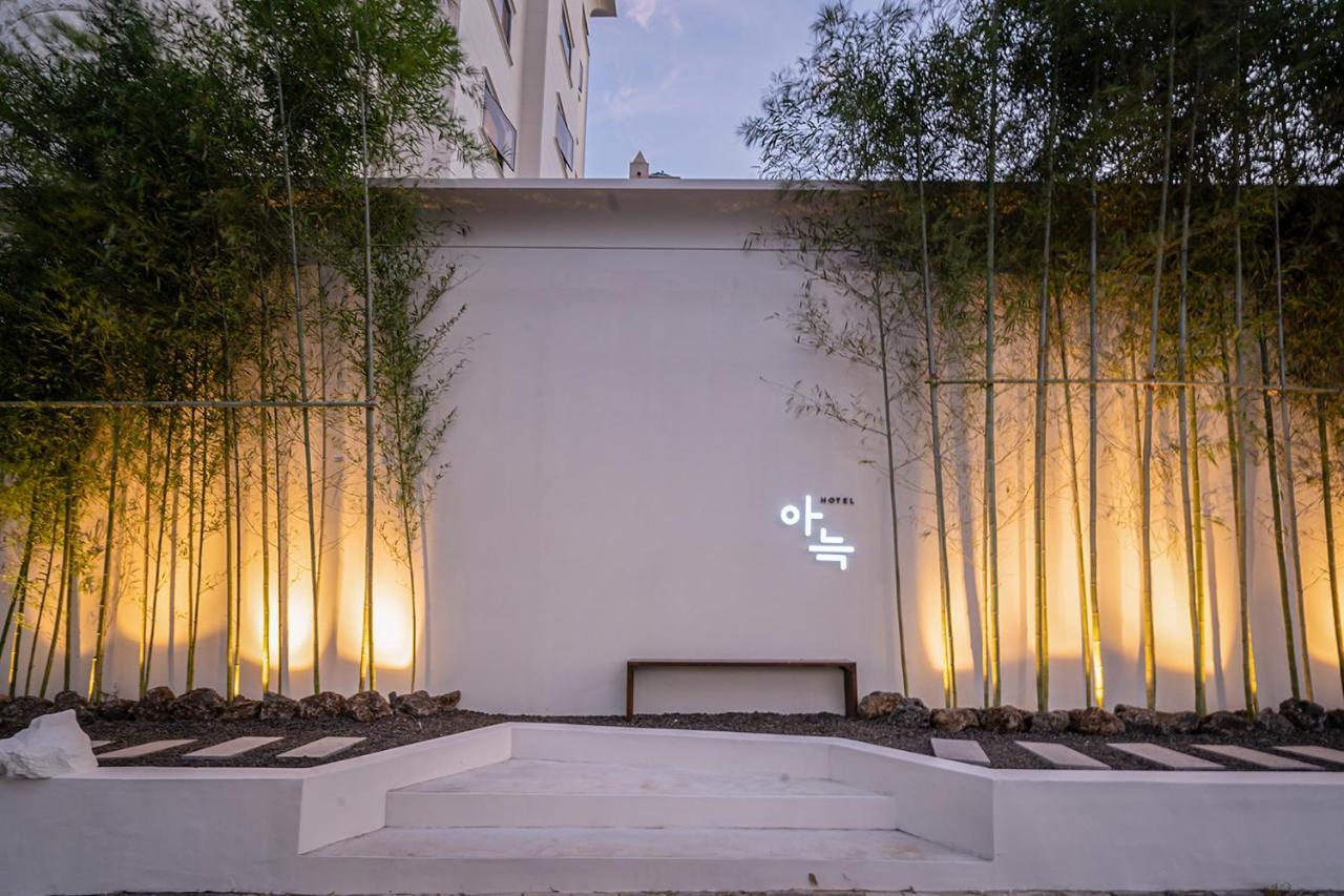 Aank Hotel Daejeon Yongjeon 2Nd Zewnętrze zdjęcie